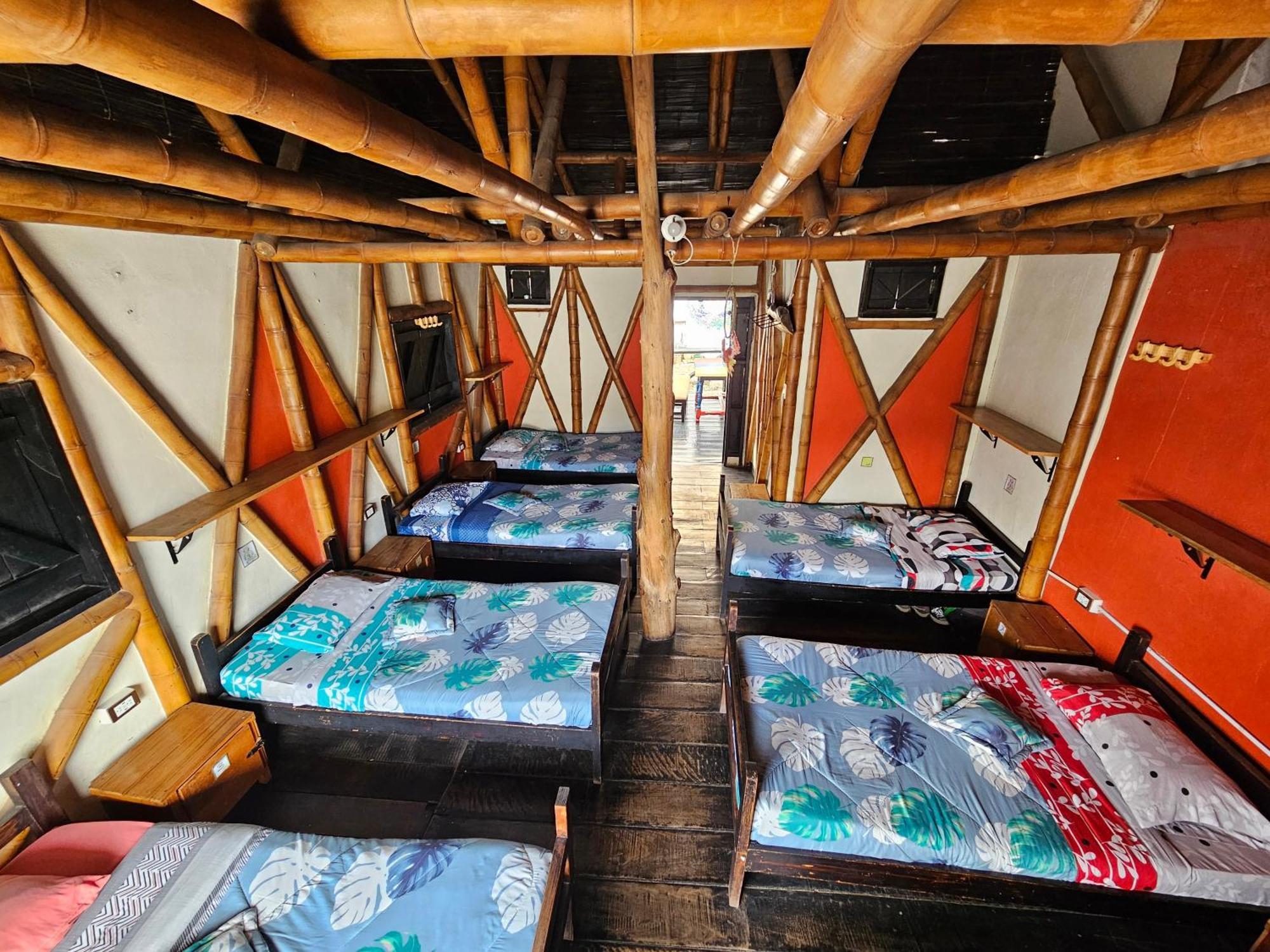 Hostal Bambu San Agustin  Luaran gambar